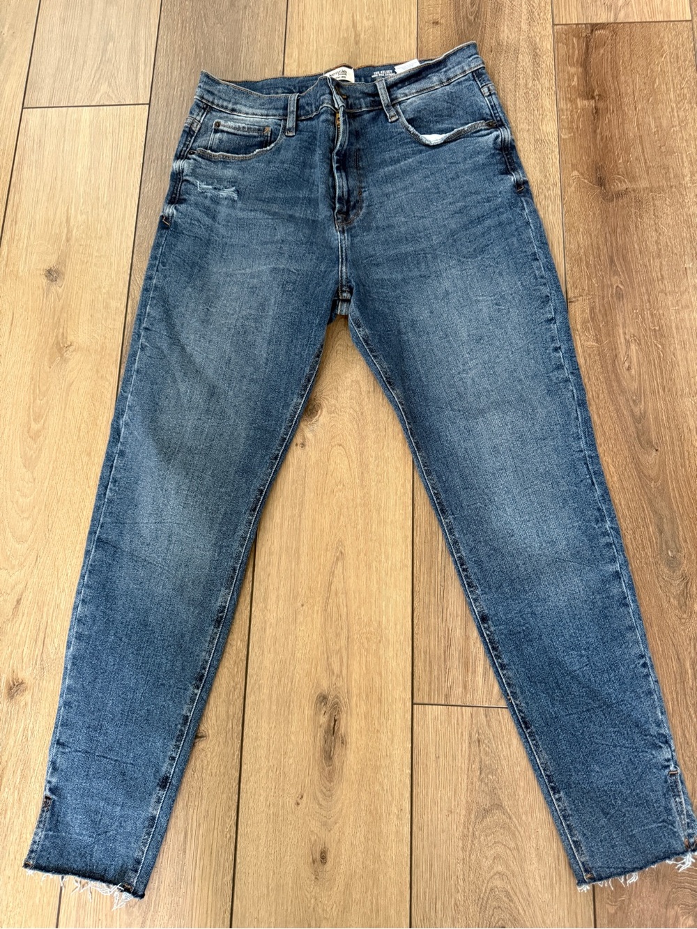Kensie Women's Skinny Jeans in Medium Blue Wash